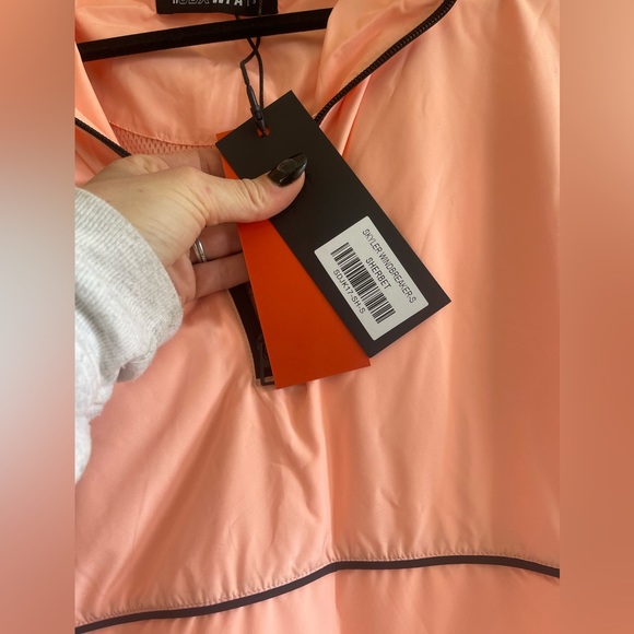 Sarah’s Day X White Fox Boutique Skyler windbreaker - Picture 3 of 6